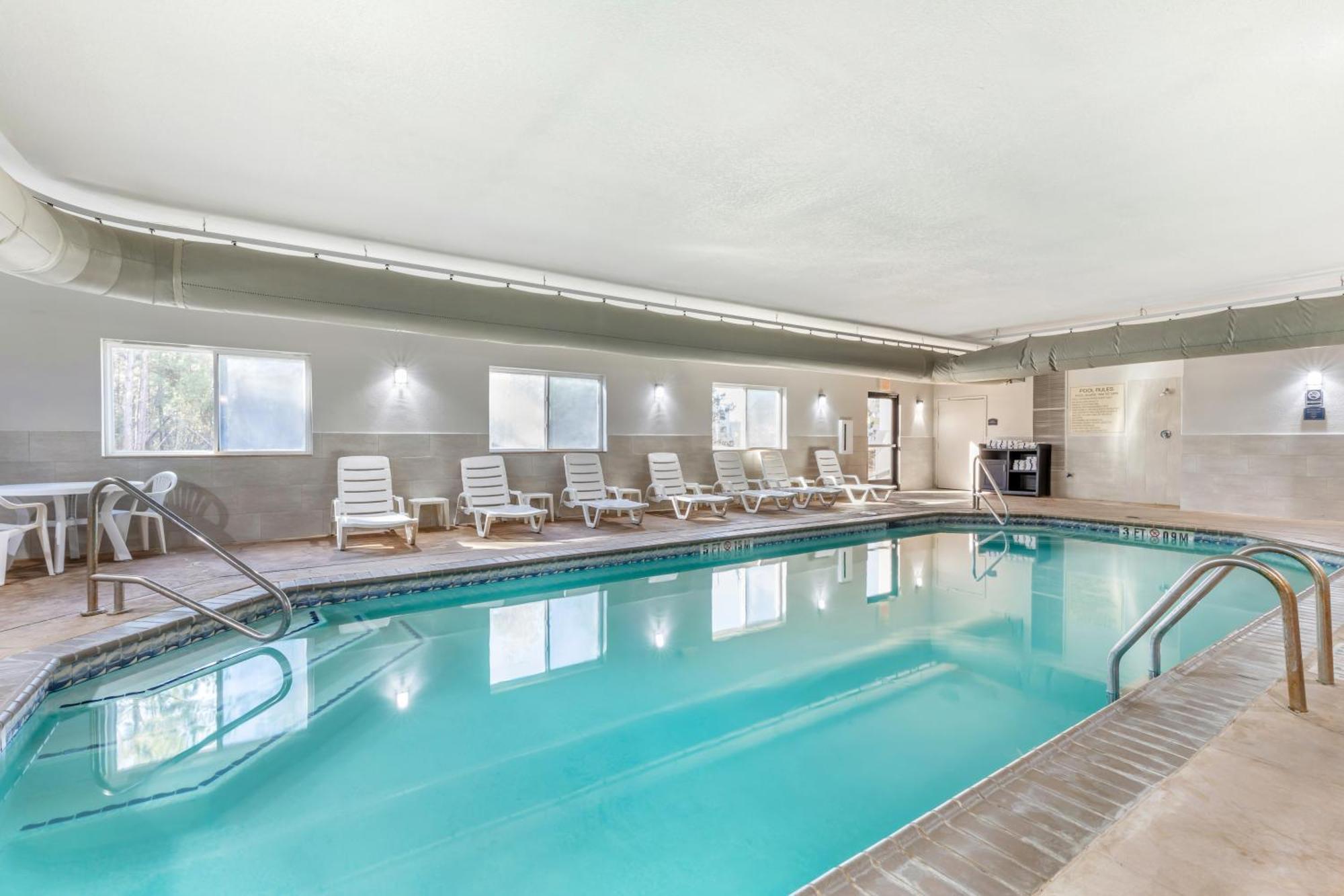 Comfort Suites Накоґдочес Екстер'єр фото