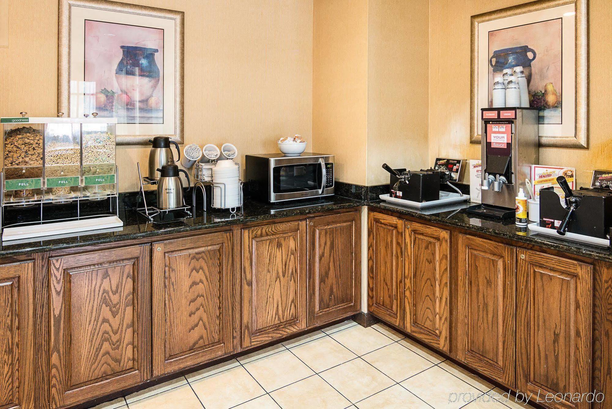 Comfort Suites Накоґдочес Екстер'єр фото