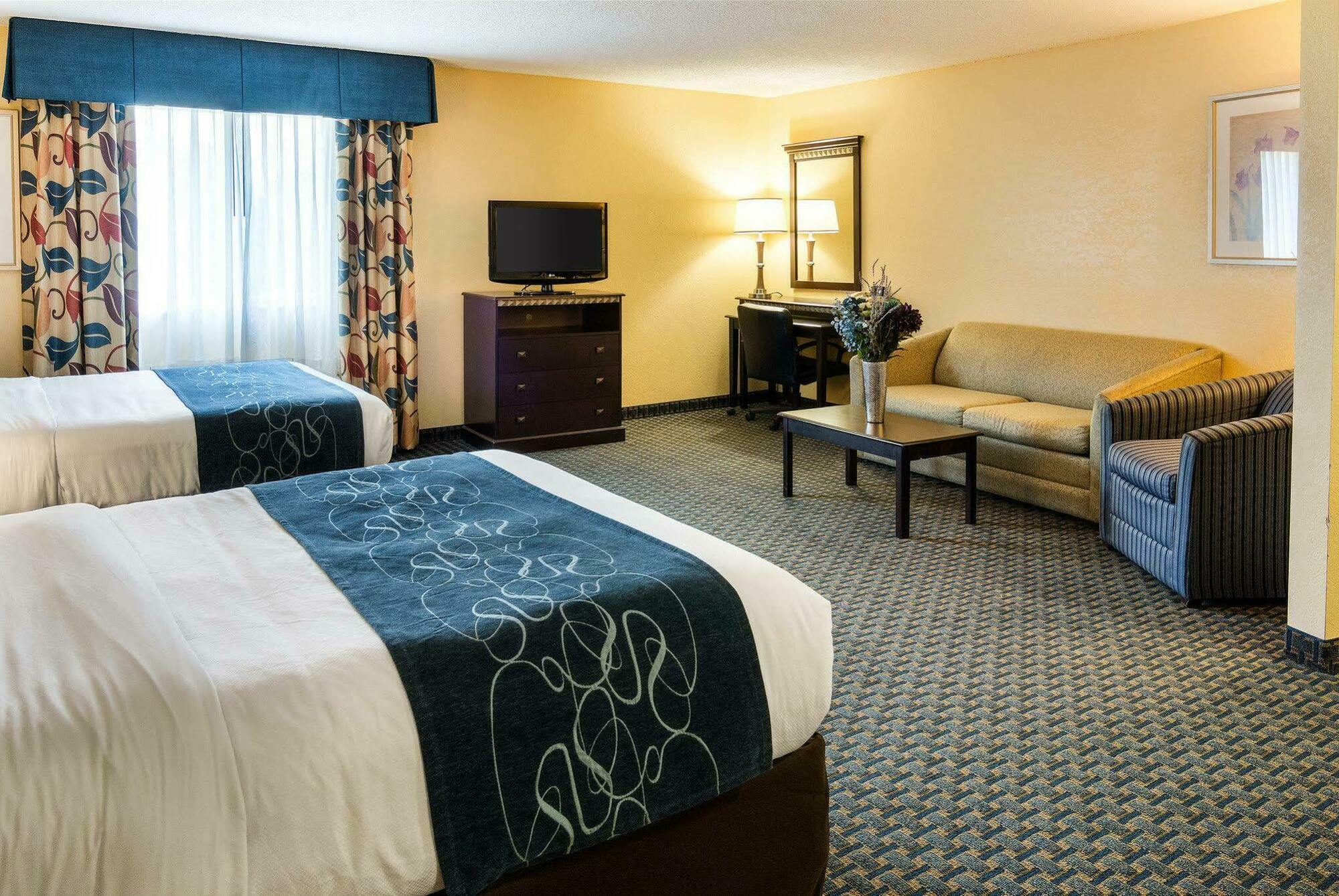 Comfort Suites Накоґдочес Екстер'єр фото